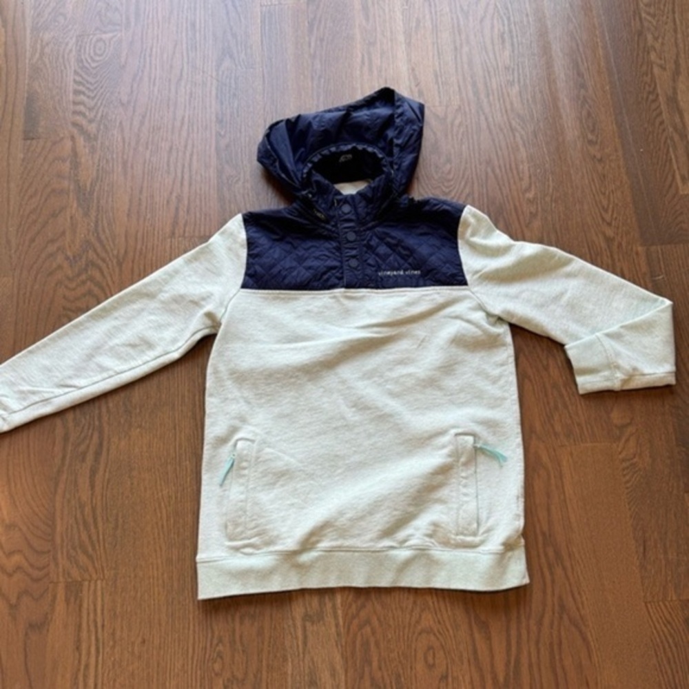Vineyard Vines Performance
Quilted Nylon Snap Shep Shirt
Women's Sz XXS H